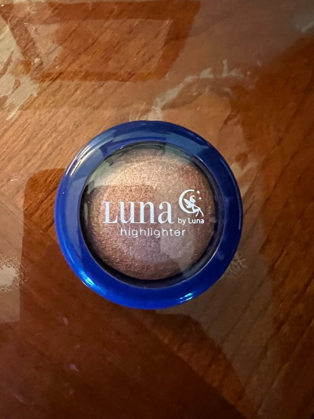 Luna Baked Highlighter